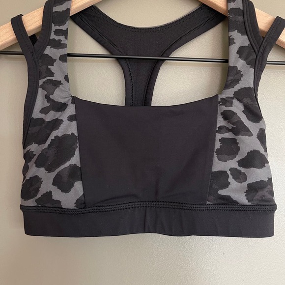 Lululemon Splendour Bra Black Grey Cheetah Print Sz 2 Strappy Back Gym Athletic‎ - Picture 7 of 16